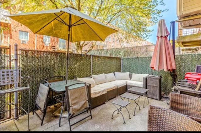 Brooklyn Spacious Space With Private Entrance, Bathroom, & Backyard - Full-Kitchen New York Eksteriør bilde